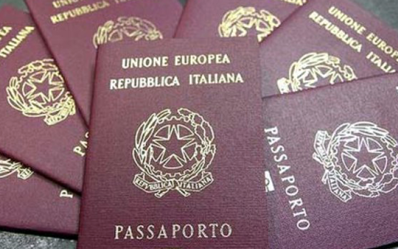 FROSINONE –  Passaporti più veloci: la Polizia di Stato organizza un “click day passaporti” l’Ufficio Passaporti della Questura