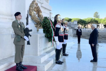 EVENTI – Forze armate, Mattarella: “Garantiscono la libertà delle nostre istituzioni e difendono i diritti di tutti”
