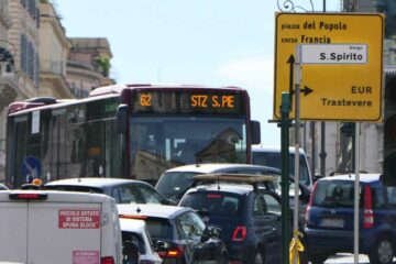ROMA – Udicon Lazio: “Limite di 30 km all’ora? A Roma ci pensano i cantieri senza preavviso. Chiediamo interventi urgenti”