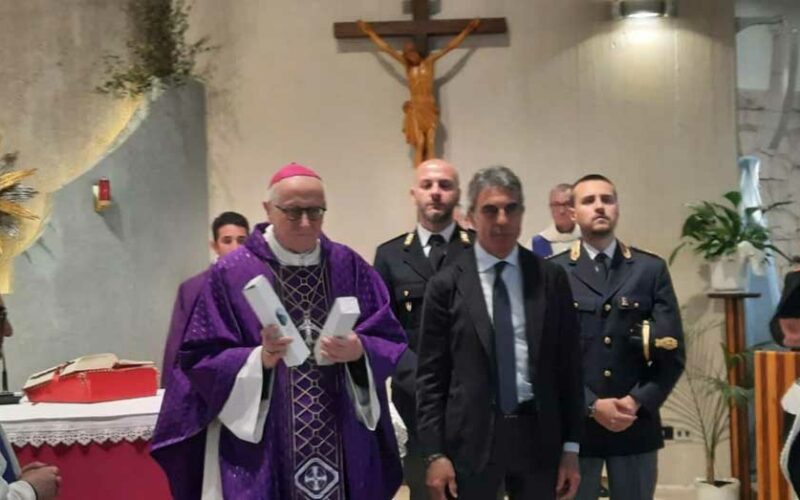 EVENTI/FROSINONE – Polizia di Stato: la Consegna dell’Olio di Capaci per la Santa Messa Crismale